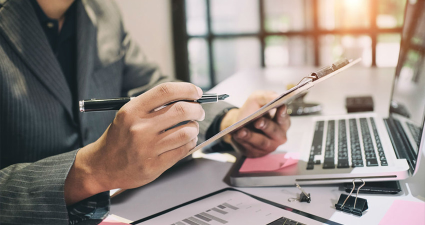 مقایسه تبلیغات کلیکی و رپورتاژ آگهی